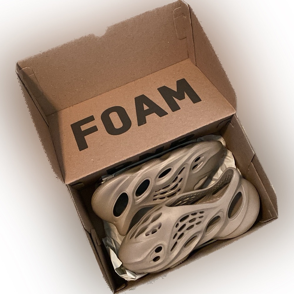 Yeezy Foam Runner Mist